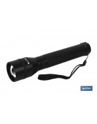 Linterna Aluminio LED ZOOM 4 x 22cm